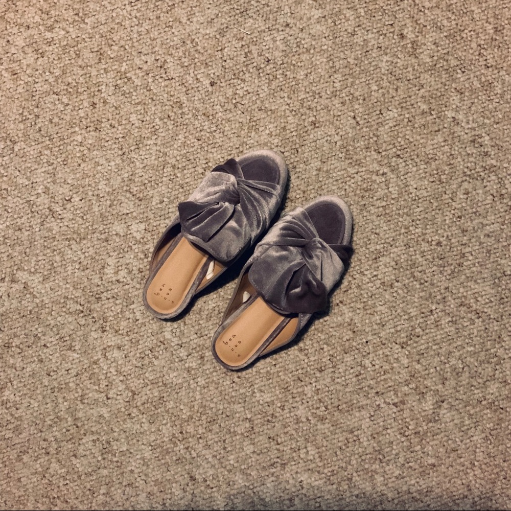 Purple Velvet Slide On Mules | Size 6